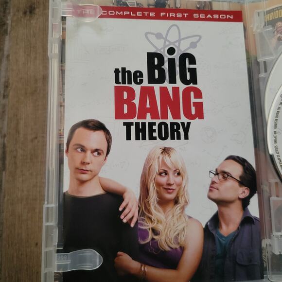 The Big Bang Theory – Season 1 DVD (Complete First Season) Excellent pre-owned - Picture 1 of 7